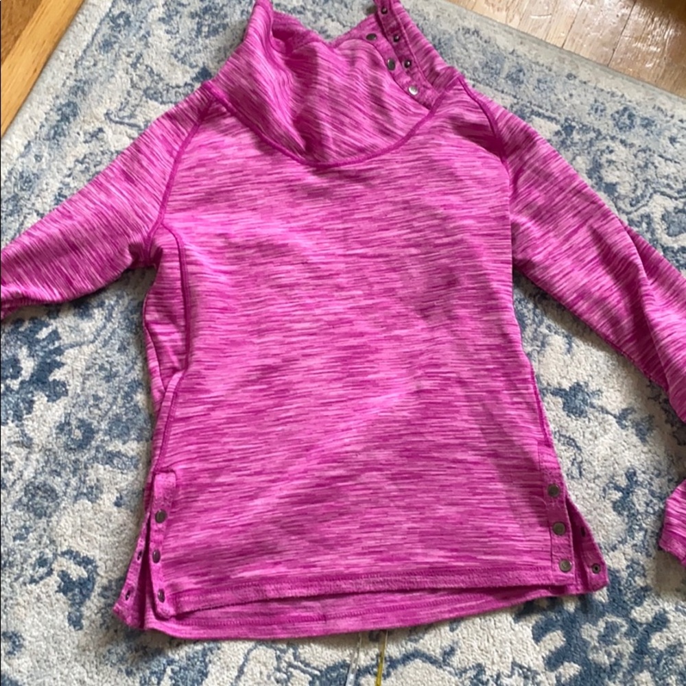 🟢Magenta Sweatshirt